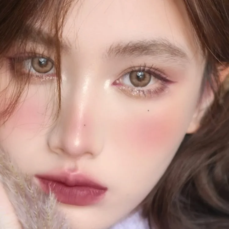 Aprileye Crystal Brown