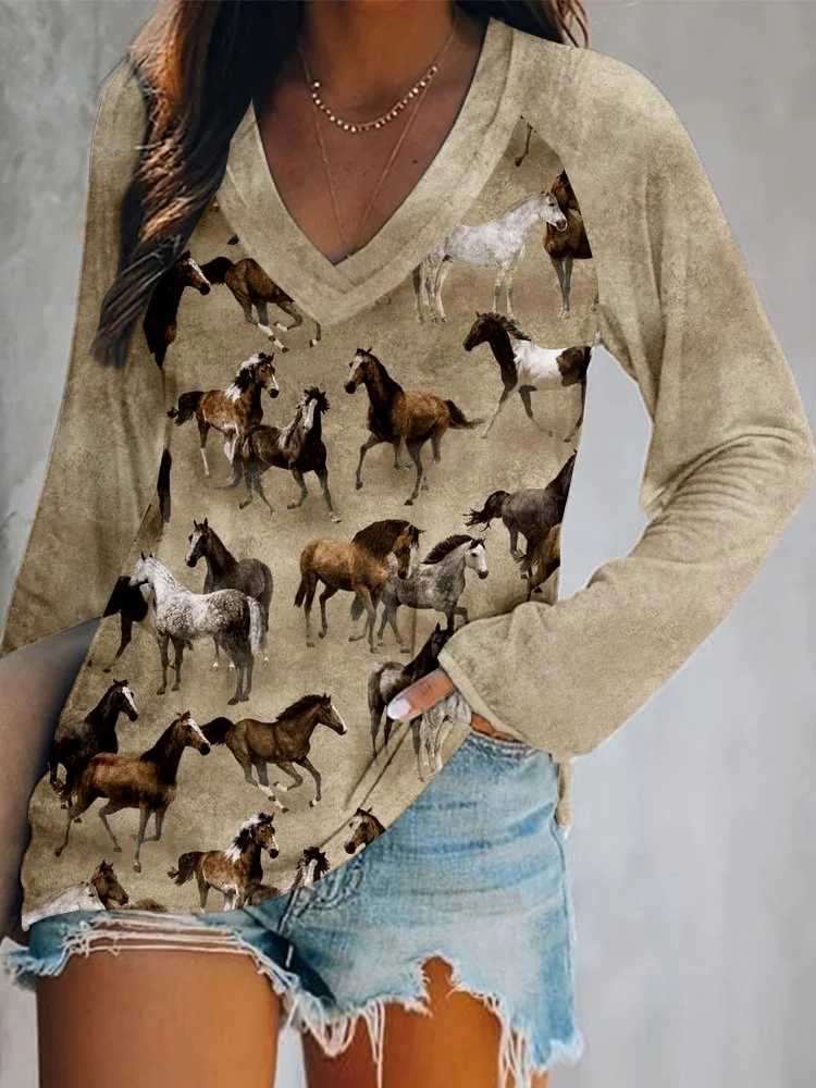 Western Wild Horses Pattern V Neck Comfy T Shirt