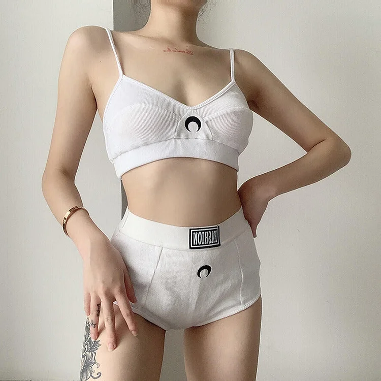 Embroidy Moon Top and Shorts Set
