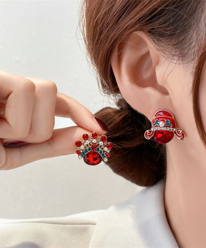 Vintage Red Zircon Crystal Pearl Asymmetric Design Peking Opera Mask Stud Earrings