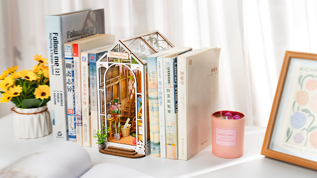 Rolife Garden House Diy Book Nook Kit Review Robotime