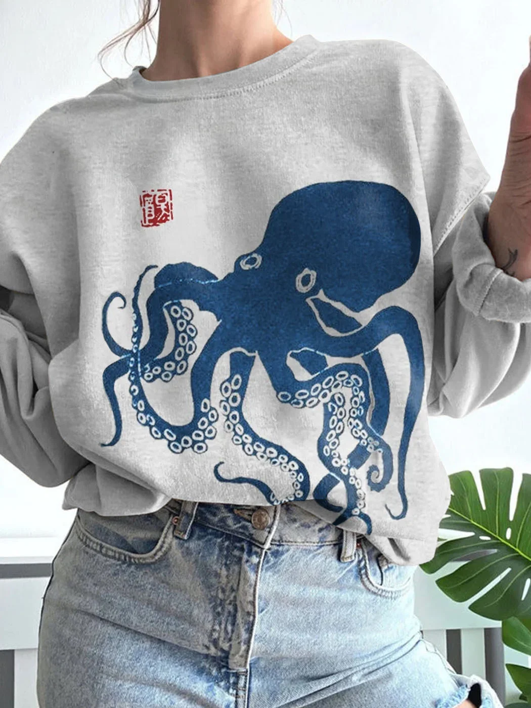 Octopus Japanese Lino Art Cozy Sweatshirt / DarkAcademias /Darkacademias
