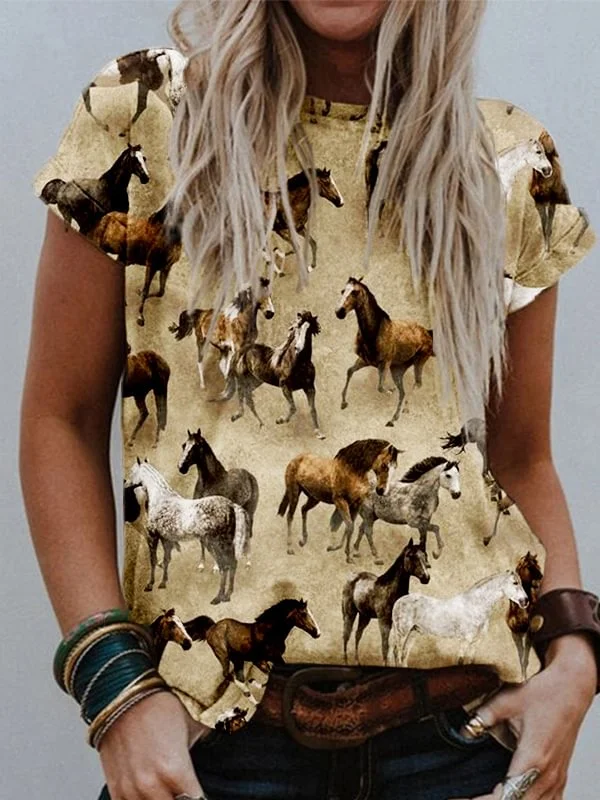 Western Wild Horses Pattern Vintage Comfy T Shirt