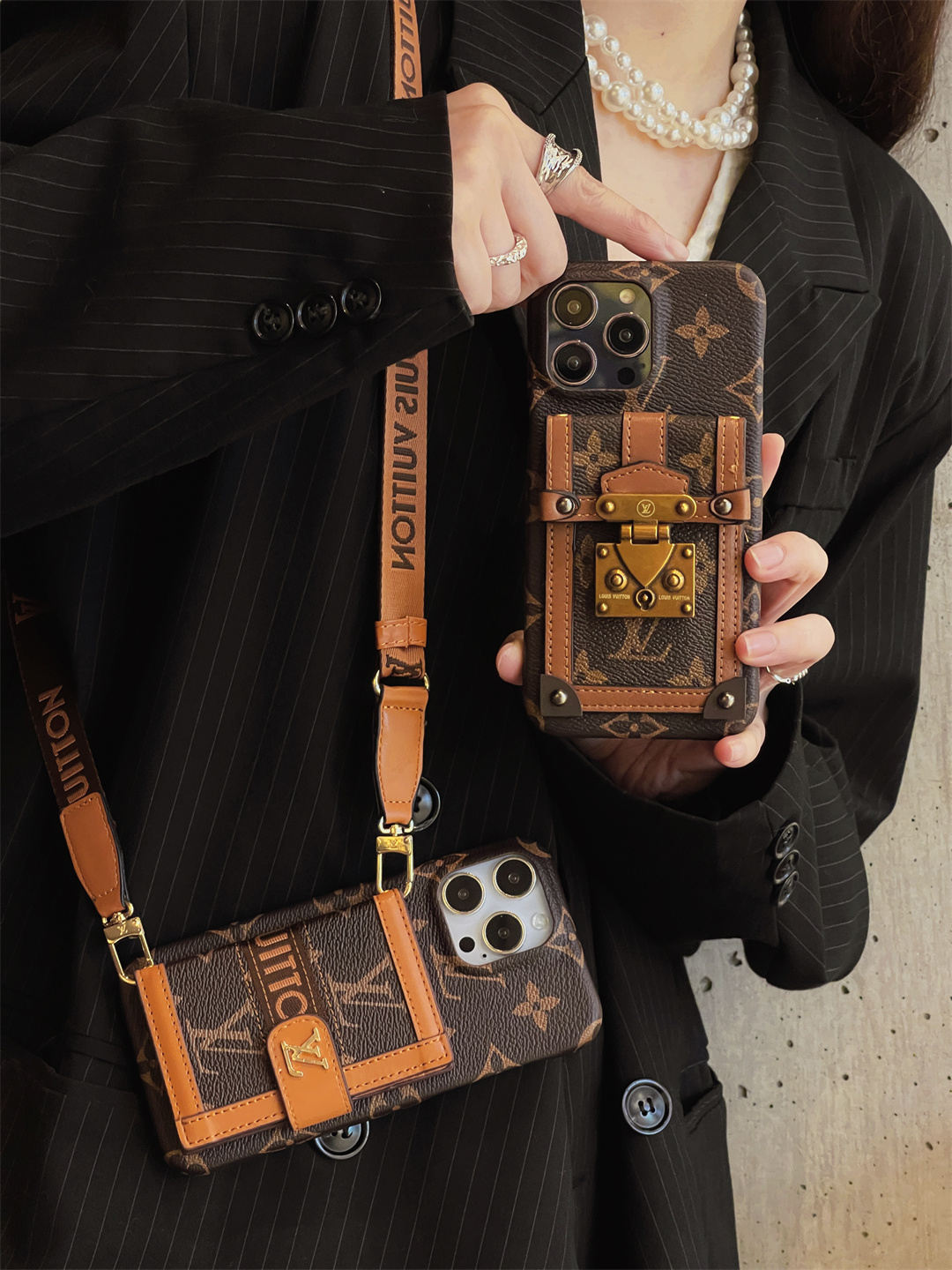 iPhone12ケース(VUITTON) iPhone 12 mini cases