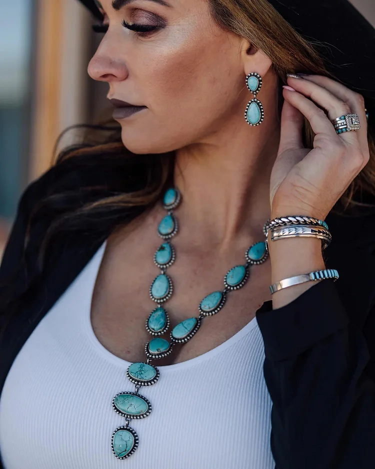Vintage Turquoise Necklace + Earrings