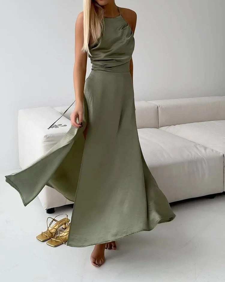 Halter Neck Pleated Solid Color Dress