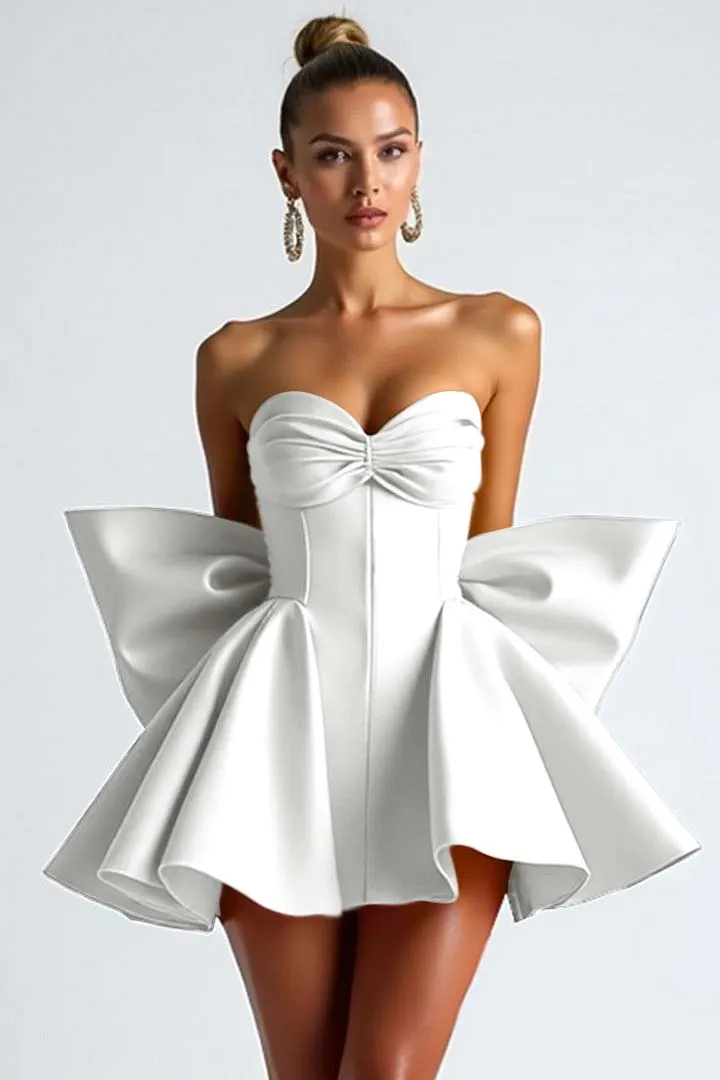 Sweetheart Strapless Sleeveless Short Homecoming Dress With Bowknot | HC0182 Wellcucu