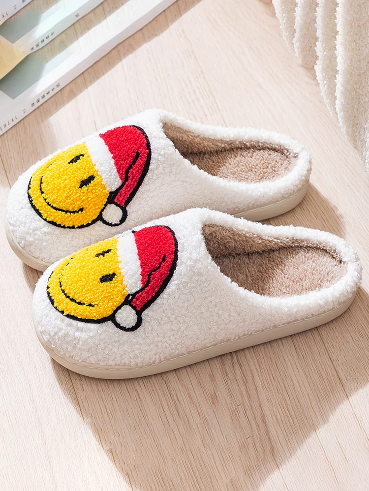 Christmas Cartoon Pattern Slip On Fleece Fuzzy Warm Slipper