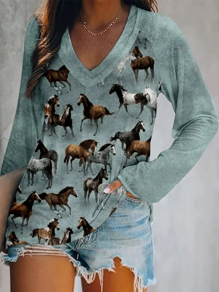 Western Wild Horses Pattern V Neck Comfy T Shirt