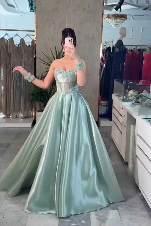 Lussooy Chic Mint Green Sweetheart Beaded Sleeveless A Line Floor Length Prom Dress