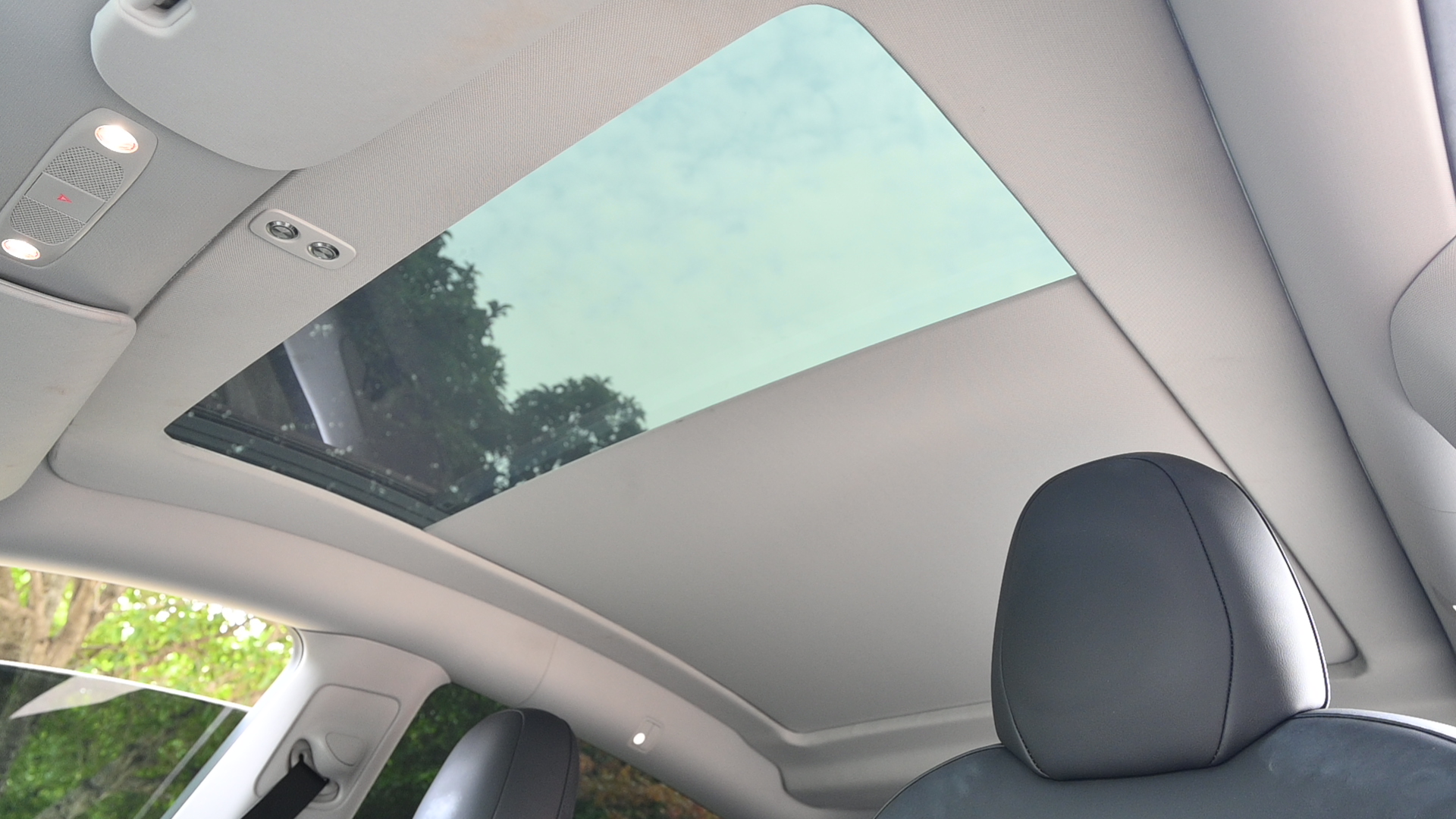 Model 3/Y Retractable Glass Roof Roller Sunshade (Fabric Style) by