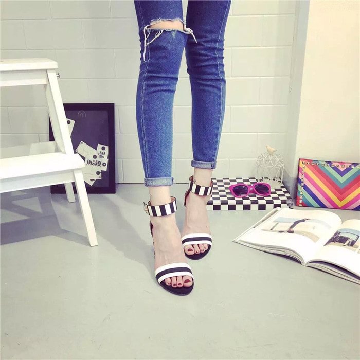 Women's Black and White Heels Ankle Strap Chunky Heel School Shoes |FSJ Shoes