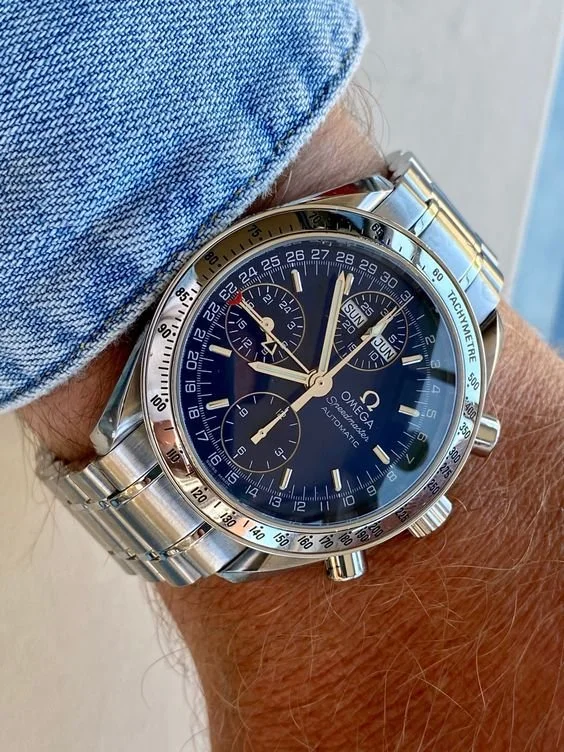 All photos are of the actual watch in stock Omega Speedmaster Day-Date 39 Blue Dial Steel Mens Watch 3523.80.00