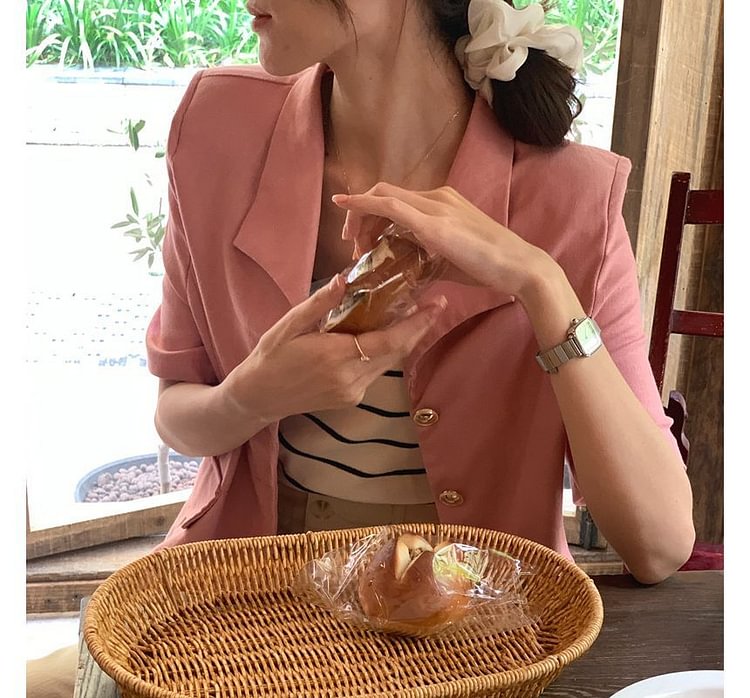 Short-Sleeve Collar Single-Breasted Light Jacket Kt793