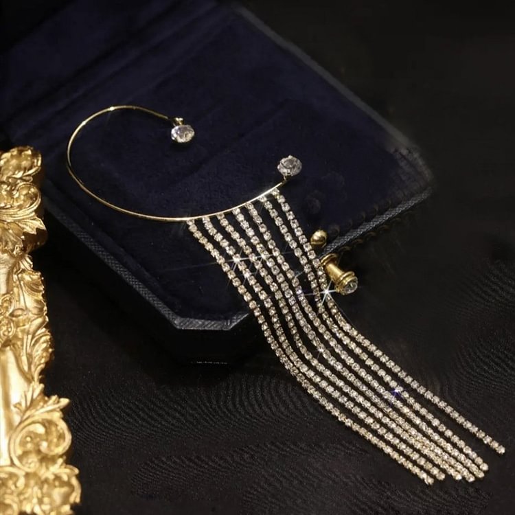 Dream Shadow Tassel Ear Clips