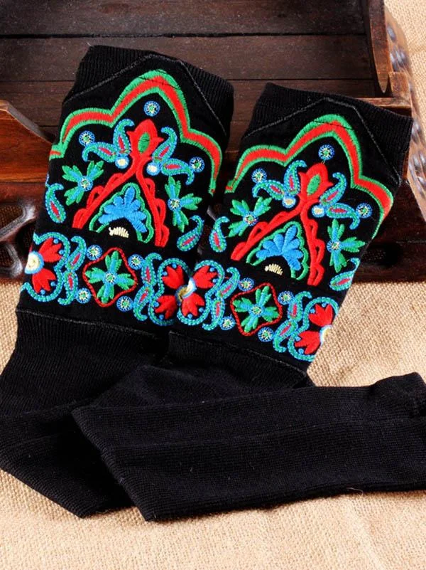 Dance Embroidered Sunscreen Sleevelet