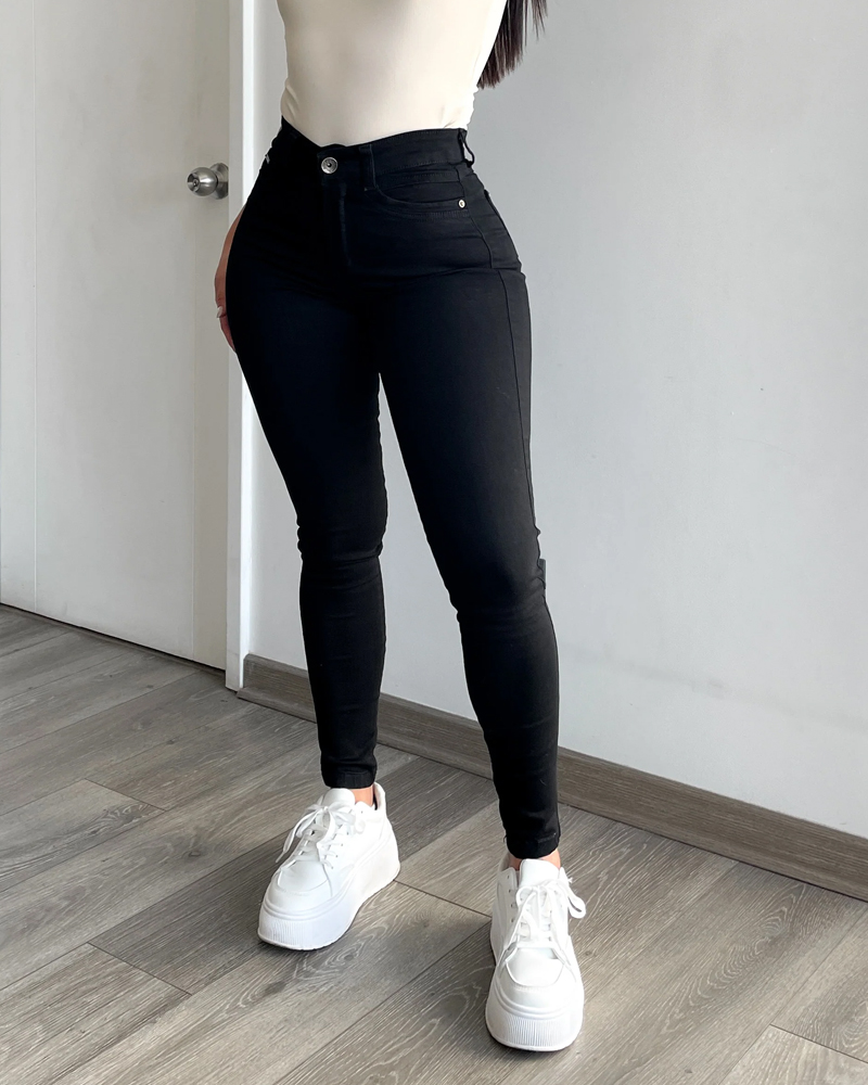 Solid Color Skinny Jeans