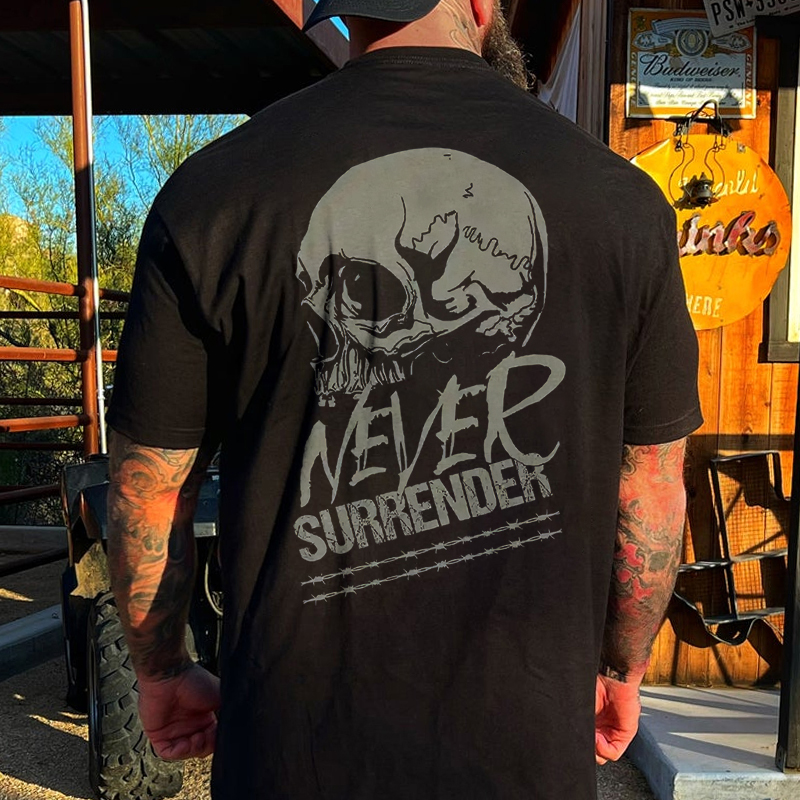 Livereid Never Surrender Printed Men's T-shirt - Livereid