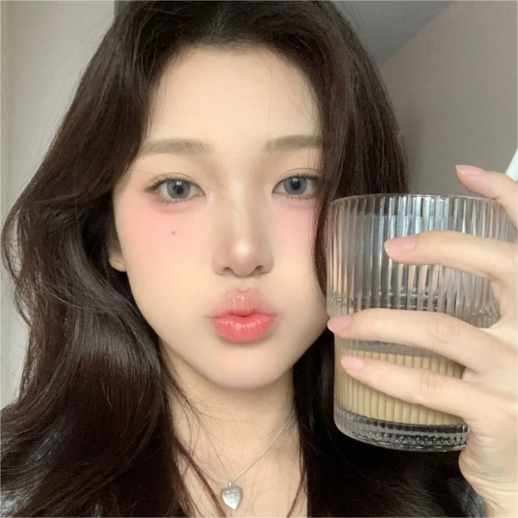 Aprileye Tipsy Grey