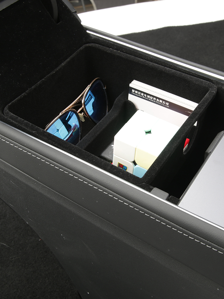 Center Console Organizer Tray for Tesla Model 3 Y 2021 Interior Accessories, Silicone, 501 Original
Center Console Organizer Tray for Tesla Model 3 Y 2021 Interior Accessories, Silicone, 501 Original