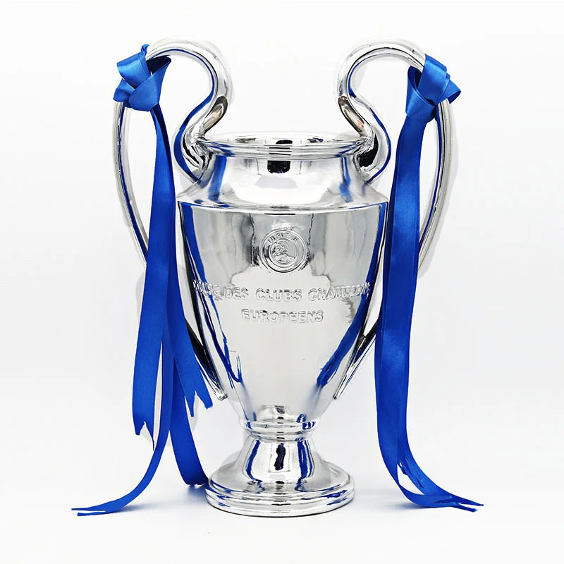 Champions League Trophy —2008 Season Manchester United (With Free Ribbons)