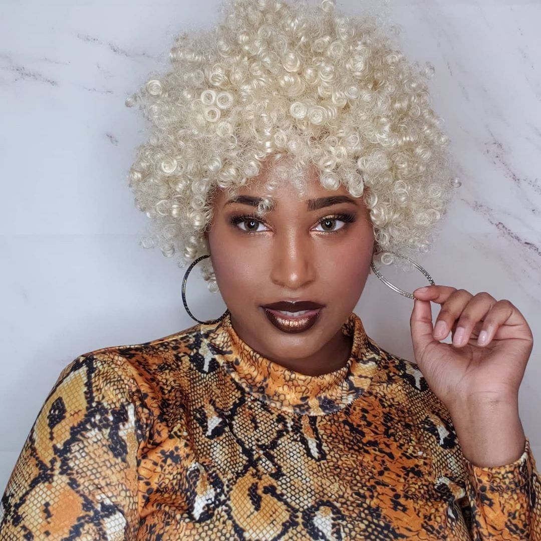 New Summer Natural Platinum Curly Wig