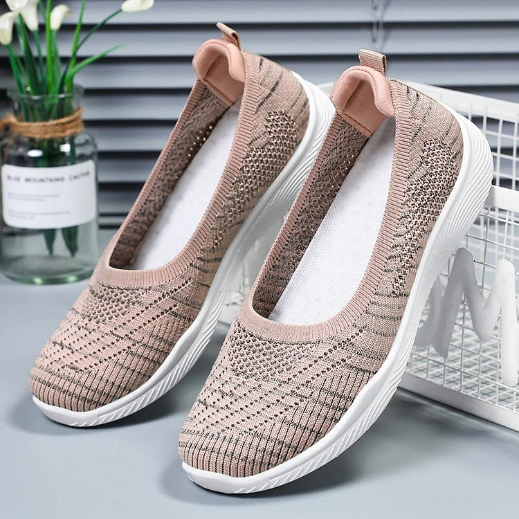 Soft-soled Breathable Fly-knit Slip-on Shoes