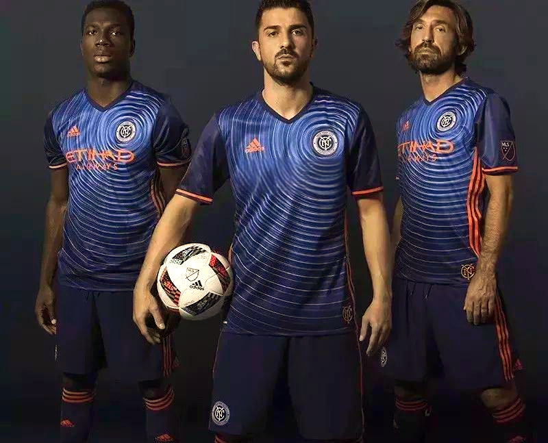 The Top 10 Classic Football Jerseys: Designs That Defined Erasjersey|football shirt|football kit|football sportswear