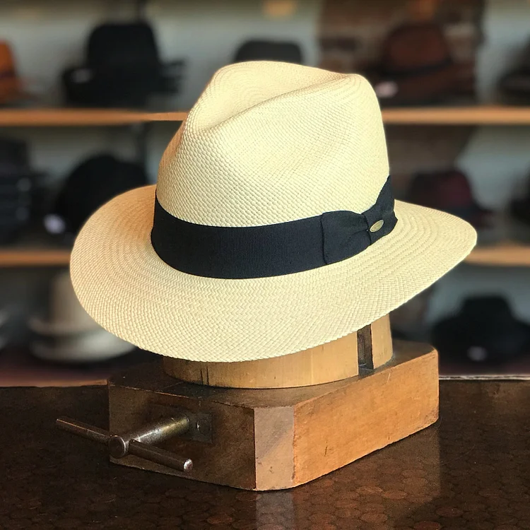 🔥【Time-limited sale】🔥 60% OFF! 🌿Can be rolls up for packing -Handmade Panama Hat-Safari