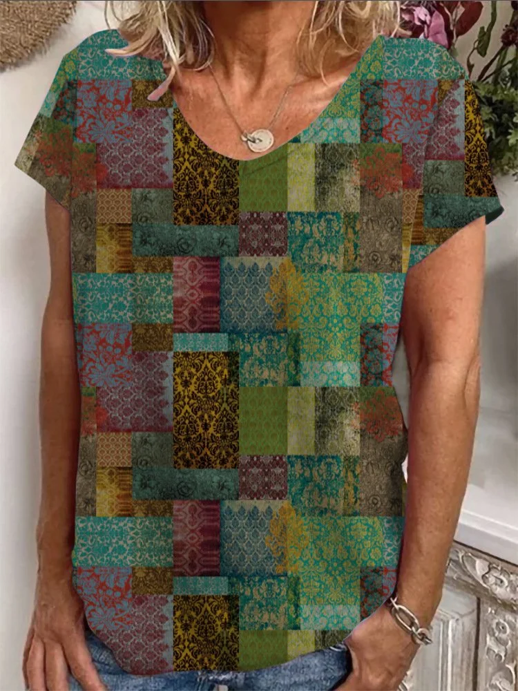 Women's National Geometric Print V-Neck T-Shirt socialshop