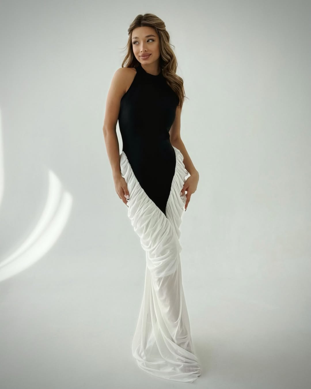Minimalist Halter Sleeveless Pleated Sheath Prom Dress YK0544