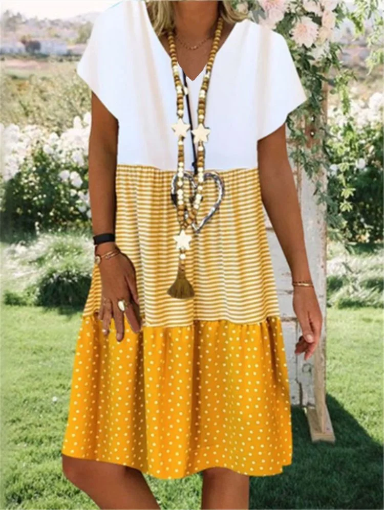 Stylish Plus Size Floral Print V-neck Short Sleeve Dress for Curvy Women VangoghDress