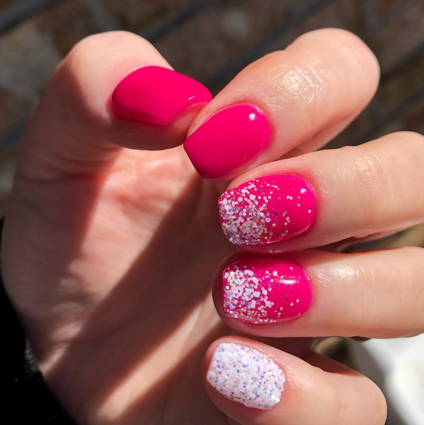 pink-dip-powder-nail-design-in-2023