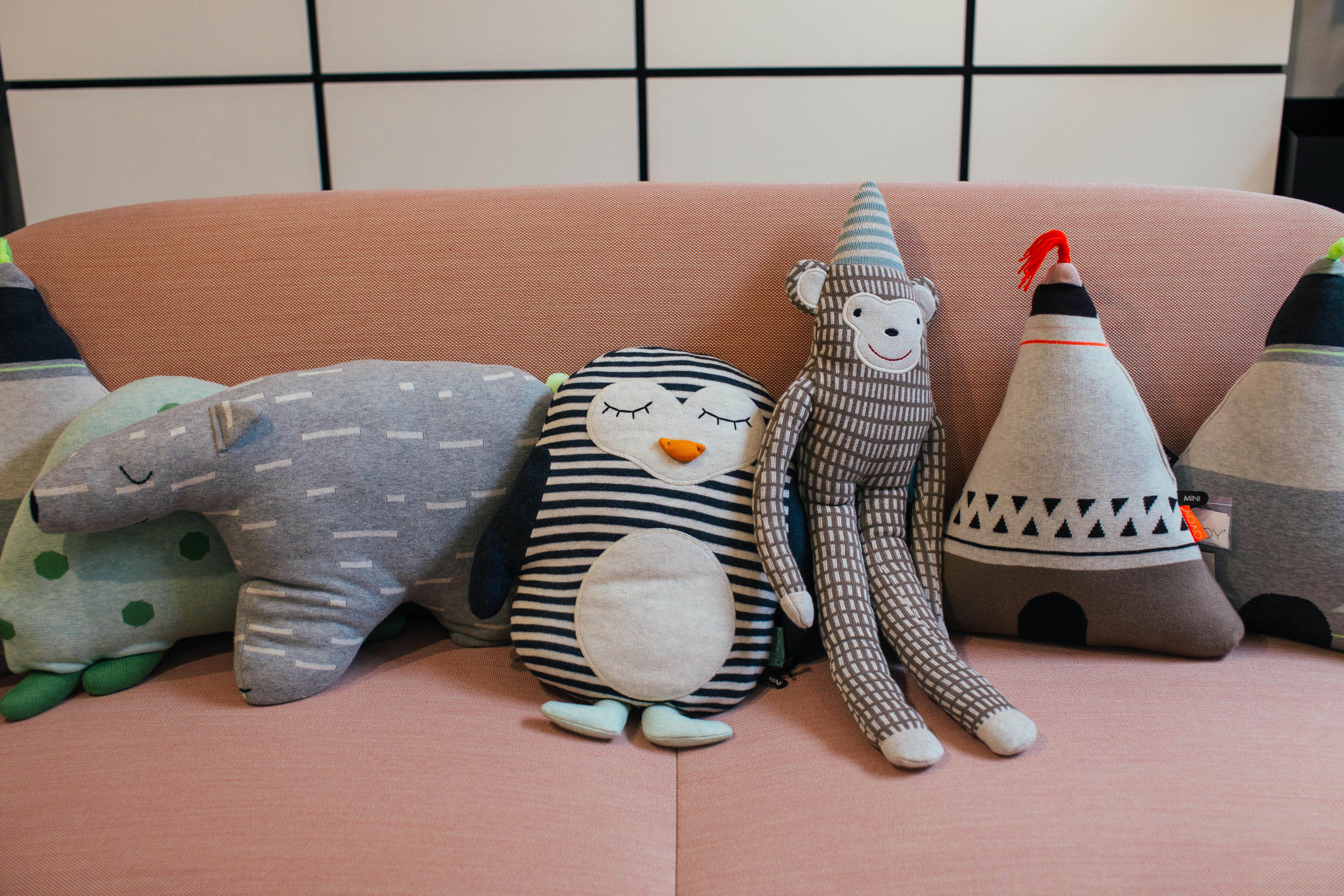 PLUSH TOY