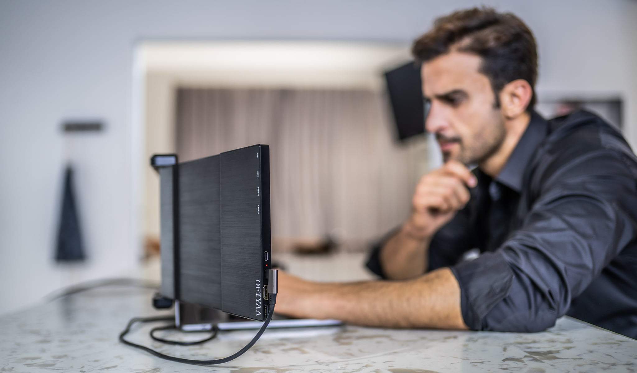 Will My Laptop Work With the OFIYAA TriScreen?