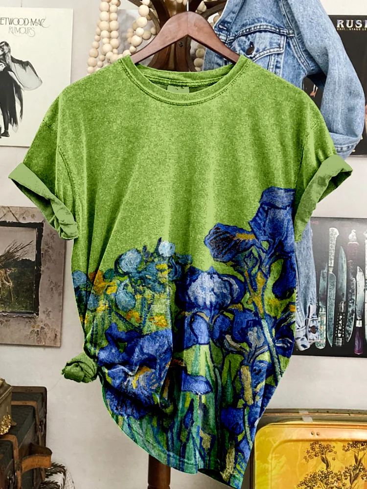 VChics Classy Irises Art Inspired Vintage Washed T Shirt