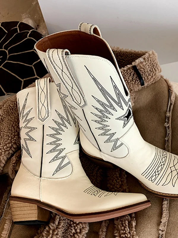 Embroidered Pointed Toe Boots