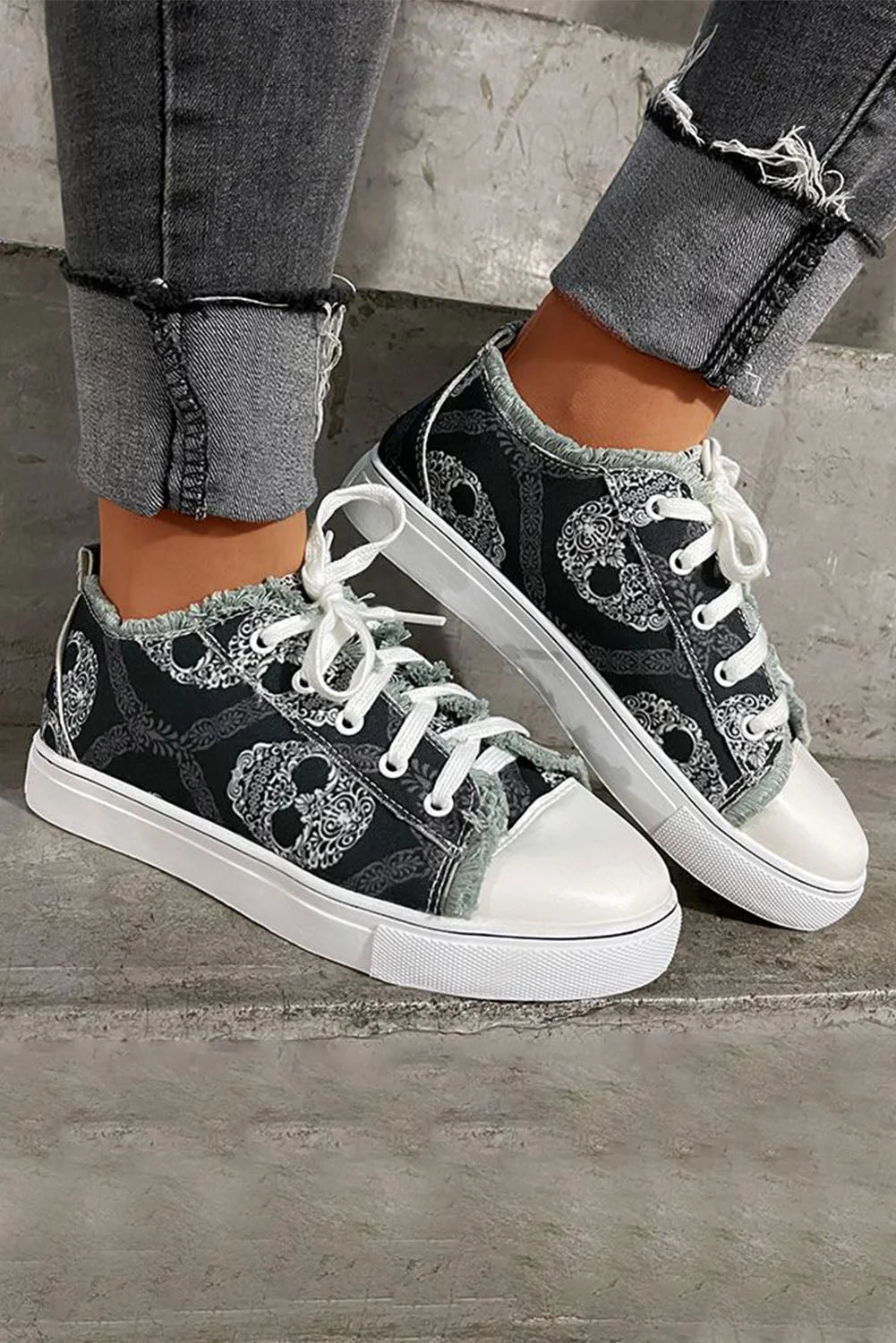 Black Poritrait Print Sneakers