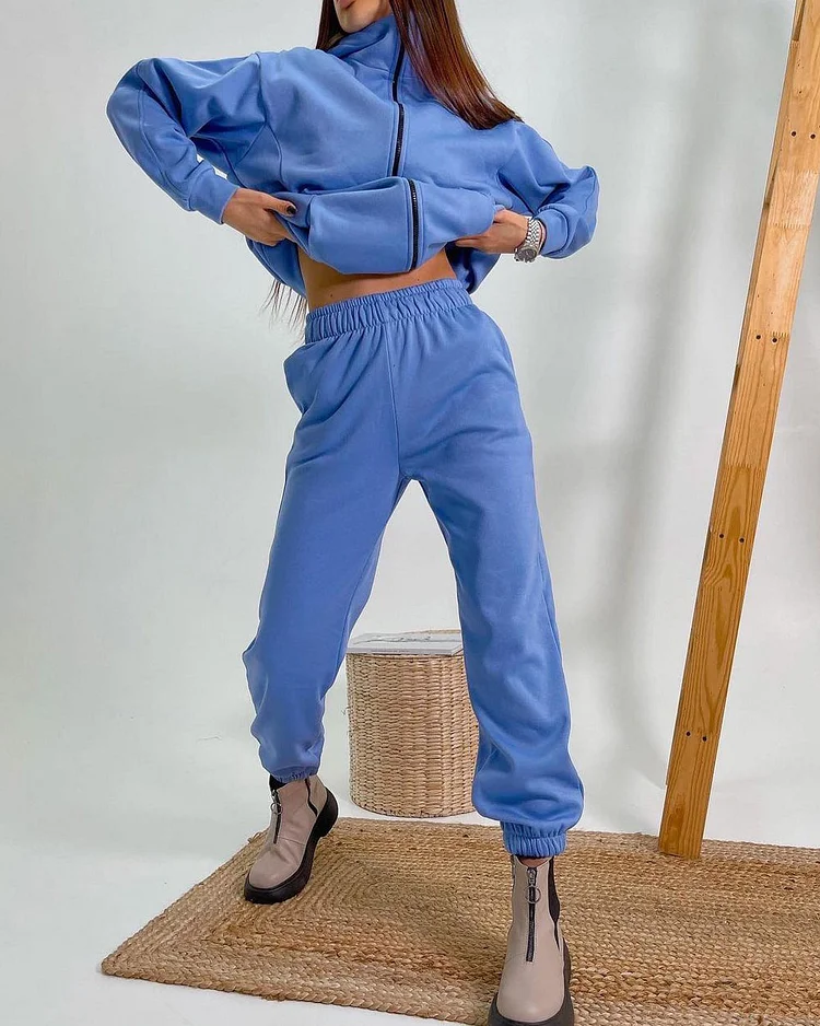 Long Sleeve Hooded Athleisure Suit Two Piece