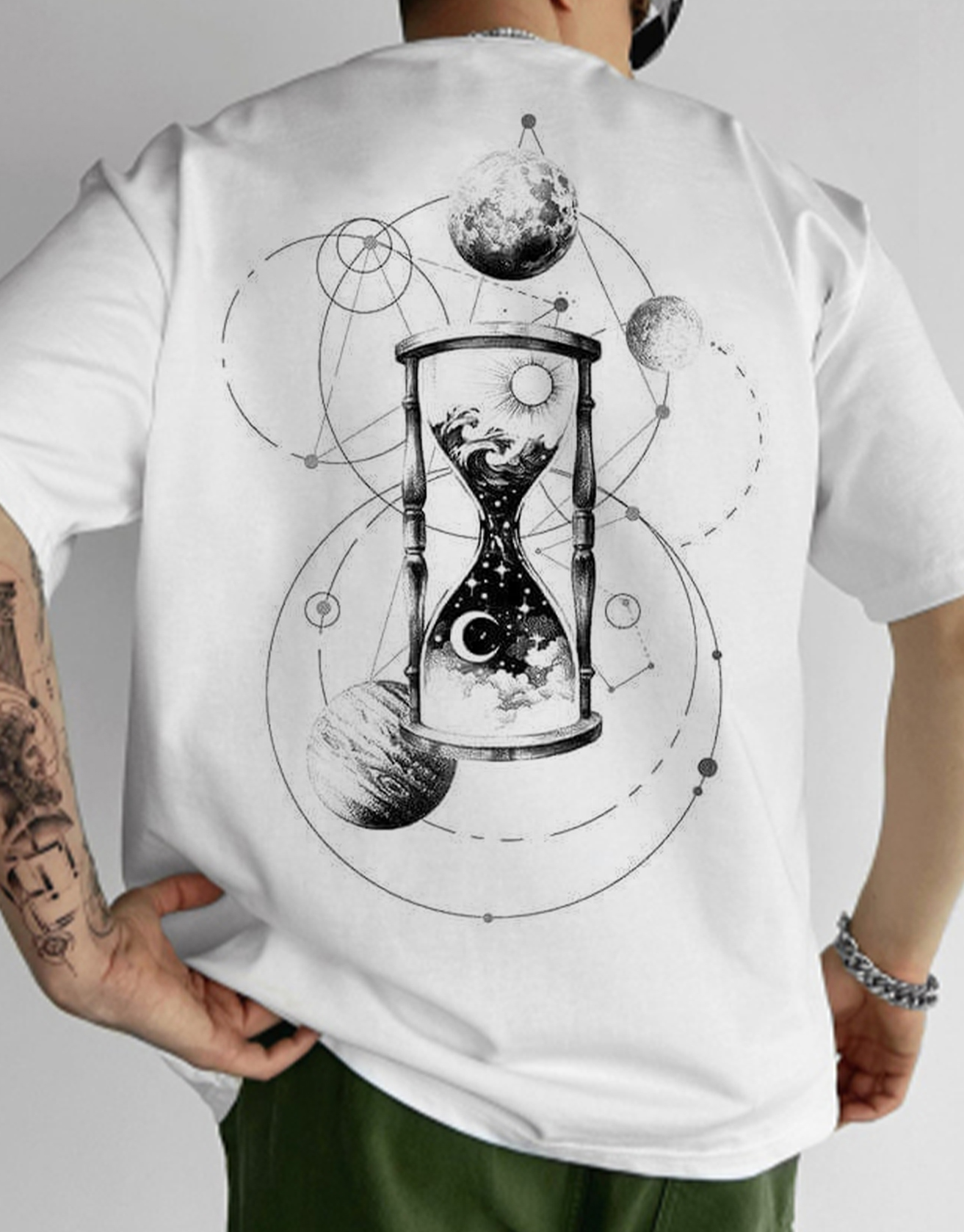 Art Element Illustration Stars Hourglass Moon Print T-shirt / TECHWEAR CLUB / Techwear