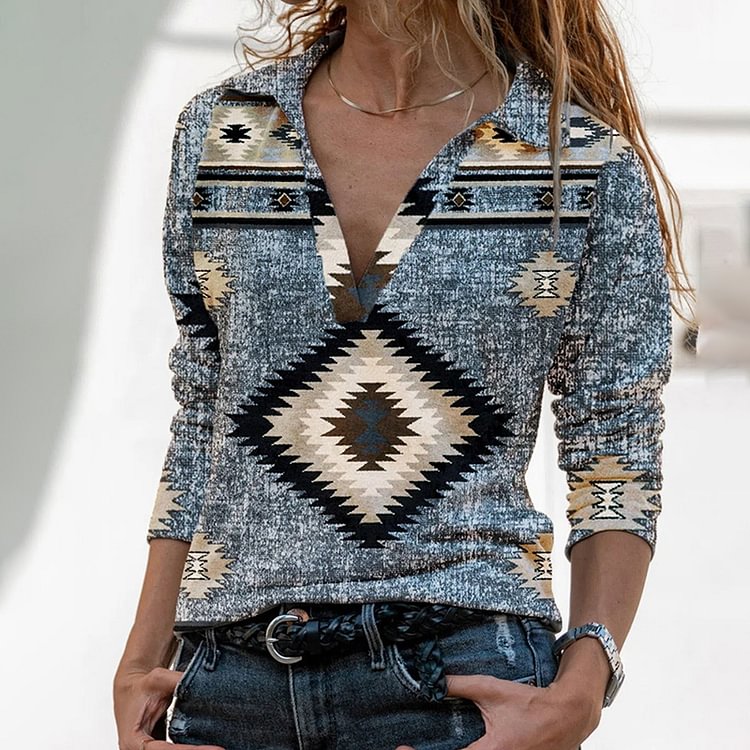 Totem Print Long Sleeve T-Shirt