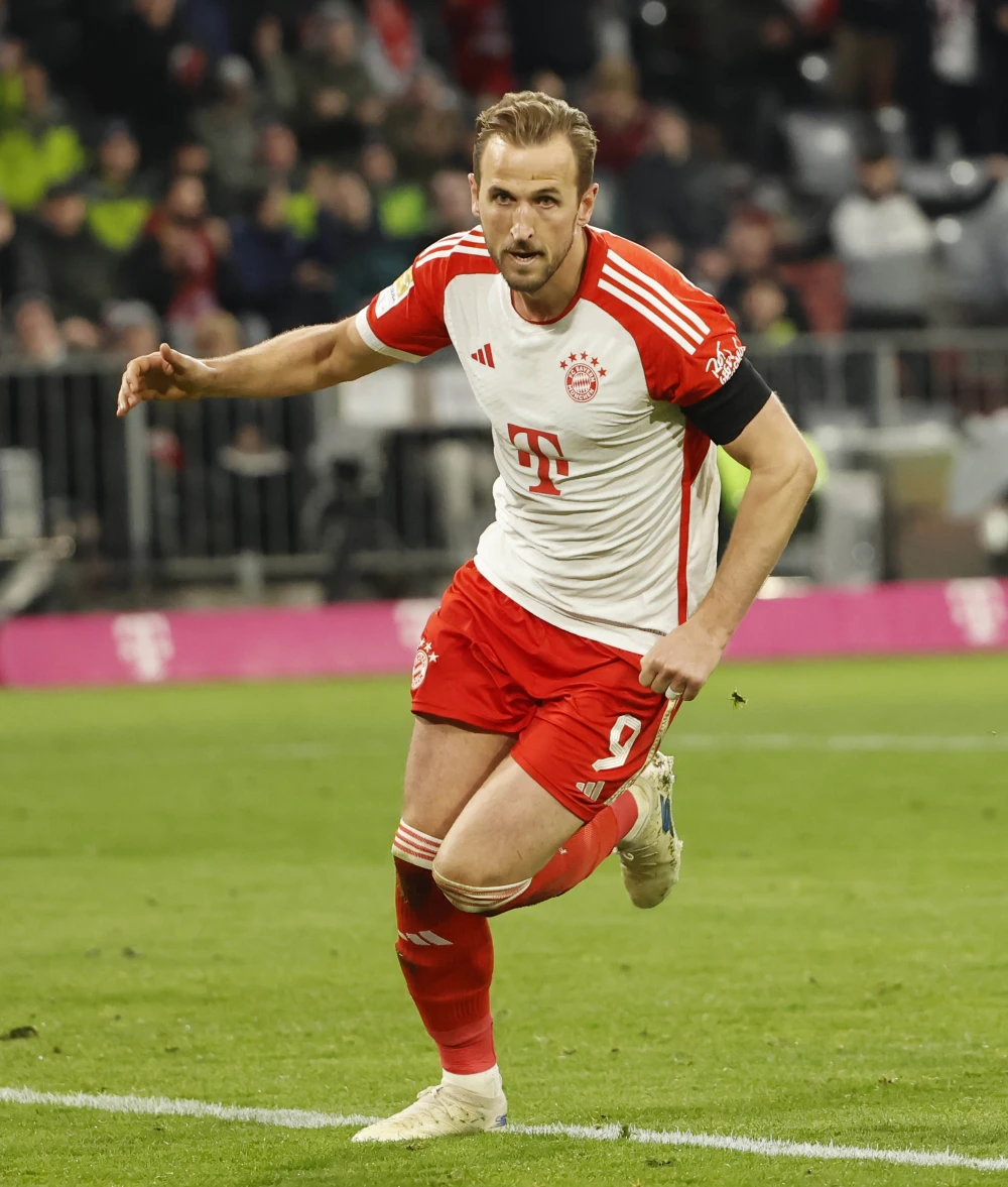 Kane's Hat-Trick Lights Up Bayern's 6-0 Rout to Open Bundesliga Seasonjersey|football shirt|football kit|football sportswear