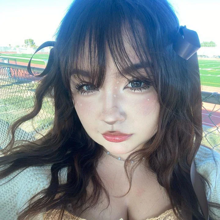Aprileye Sugar Grey