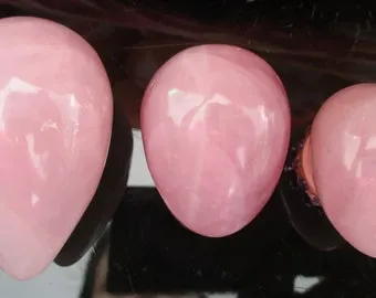 pornhint Pornhint Rose Quartz Yoni Egg / Amethyst yoni egg Reiki Infused | Kundalini,Shakti | Kegel Eggs Yoni Massager Gemstone Egg Mother Earth Pink Quartz