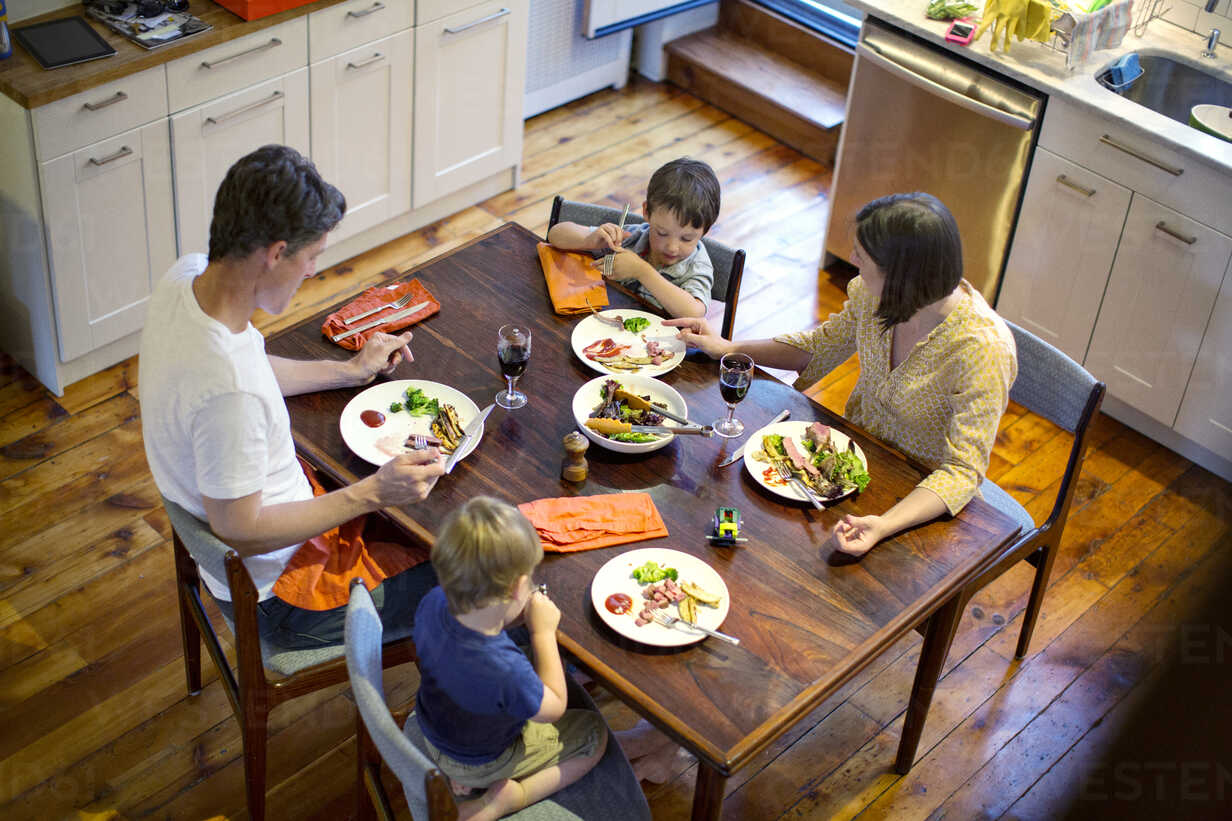 kitchen & eating