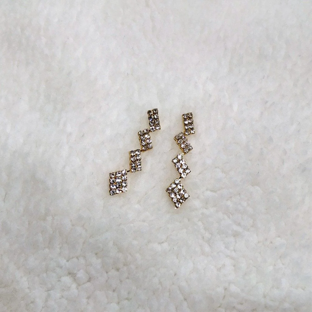 Earrings - AW7056
