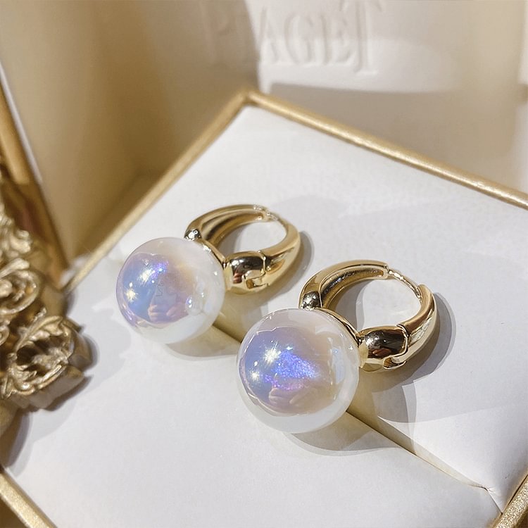 Retro Pearl Earrings