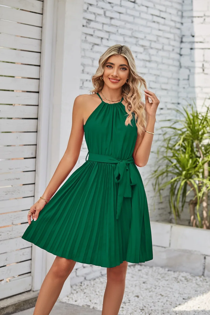 Dressing with Confidence: Essential Tips for Older Ladies to Style Dresses