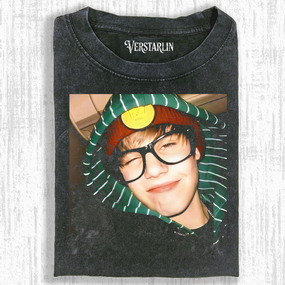 Justin Bieber Cute Y2K Hoodie | Funny Glasses Selfie Retro Washed Black Sweatshirt