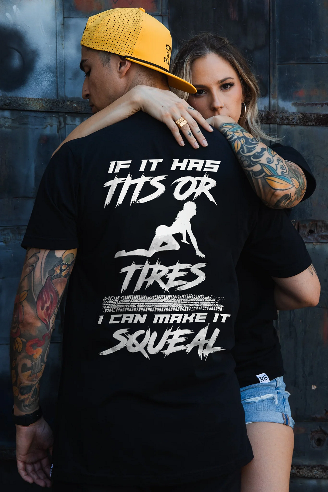 If It Has Tits Or Tires I Can Make It Squeal Printed Men's T-shirt - Devcarry